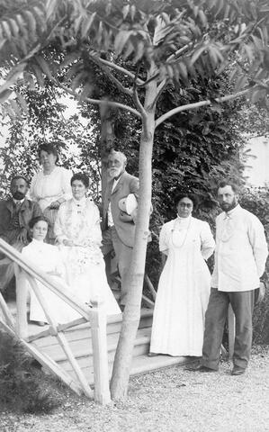 Фото. Налбандов С.С. с женой Марией Христофоровной. 1910г.