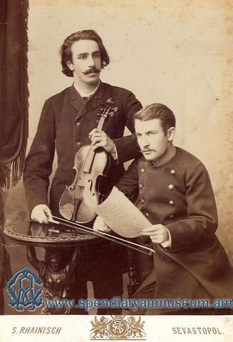 Фото. А.Спендиаров и О. Налбяндян. Севастополь 1892г