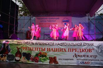 В Симферополе прошел Фестиваль армянской национальной кухни DSC02148
