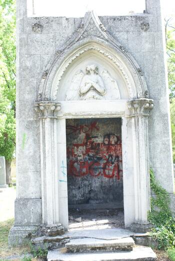 Католический армянский сектор на Старорусском кладбище Симферопполя DSC06674