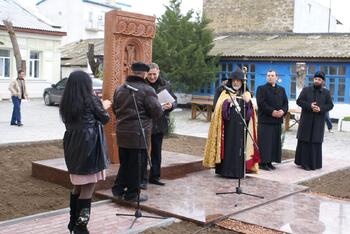 В Евпатории открыли хачкар в память о жертвах Геноцида DSC08334