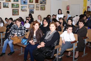 Праздник Дня материнства и красоты в Армянской школе DSC08899