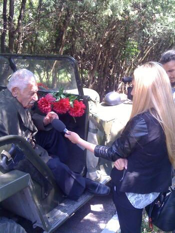 В Севастополе возложили цветы к  памятнику воинов 89 Таманской дивизии IMG_1059