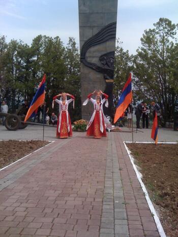 В Севастополе возложили цветы к  памятнику воинов 89 Таманской дивизии IMG_1149