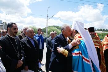 Освящение поклонного креста в селах Лозовое и Перевальное DSC04886