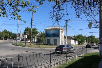 Картина И.Айвазовского напротив храма Сурб Акоб IMG_9301
