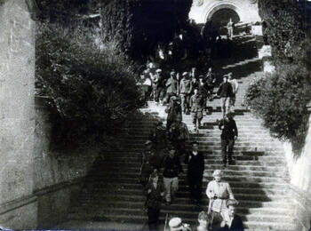 Ялта. Храм  Сурб Рипсиме .Фото 1944г. Партизаны