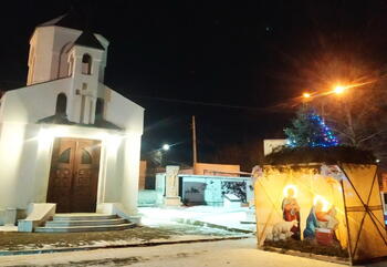 Инсталляцию Рождественского вертепа установили у храма Сурб Акоб изображение_viber_20211-12-23_20-28-39-776
