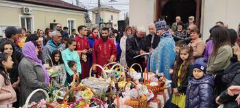 В Симферополе  отметили праздник Пасхи в храме Сурб Акоб IMG_20220417_130126