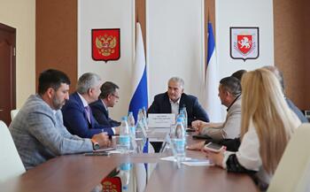 Сергей Аксёнов встретился с главами региональных армянских общин