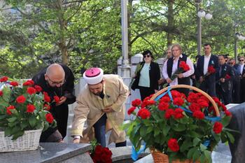 В Крыму почтили память жертв депортации 190518 В Крыму почтили память жертв депортации 5