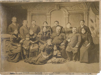 Альянаки-Сеферовы 1893 г. Семейное фото Сеферовых