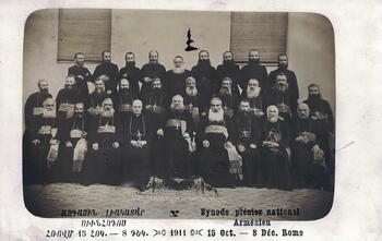 Фото . Синод священников Армяно-католической церкви 1911г..