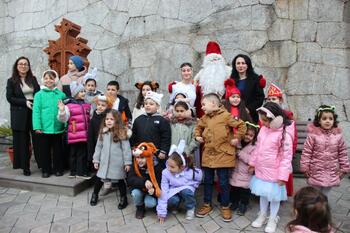Новый год в Воскресной армянской школе г.Ялта 231230 Новый год в воскресной школе г.Ялта 006