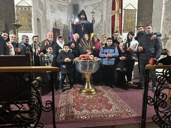 Армянская школа отметила Новый год в Феодосии