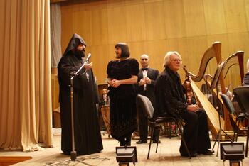 Концерт для скрипки с оркестром памяти Арама Хачатуряна  в Симферополе DSC09572